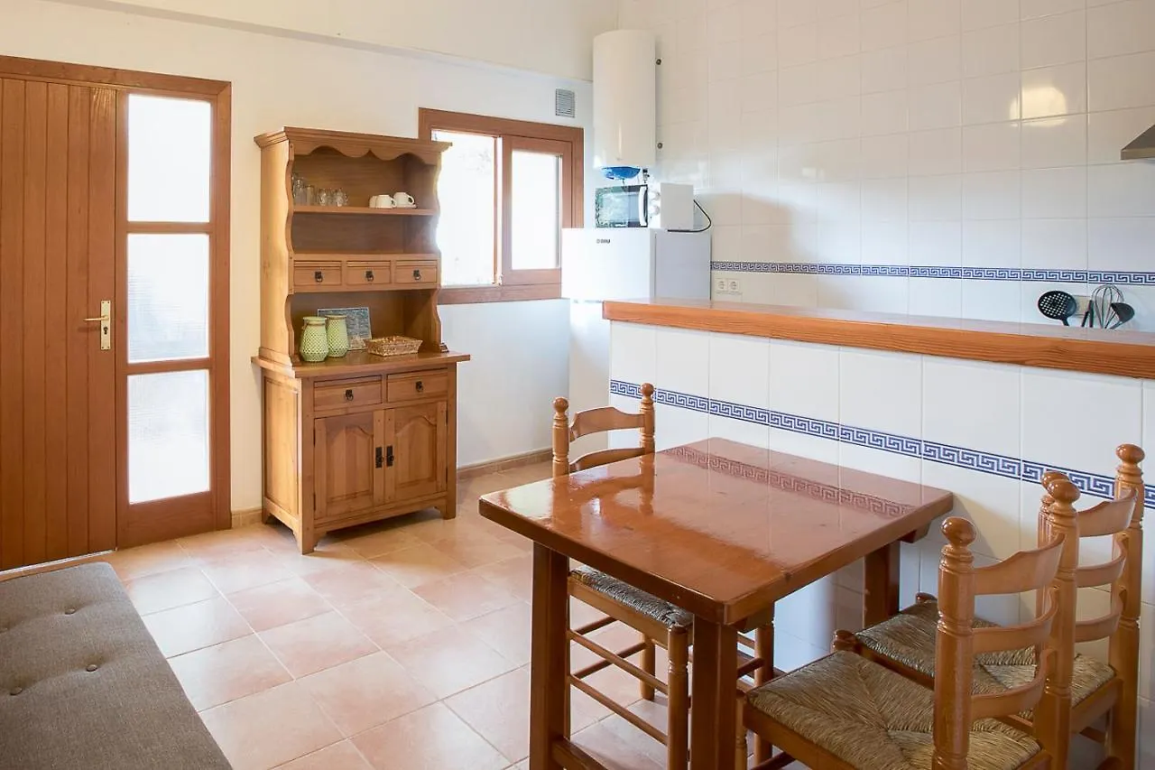 Apartamentos Molina 9-10-11 Es Calo  Es Calo (Formentera)