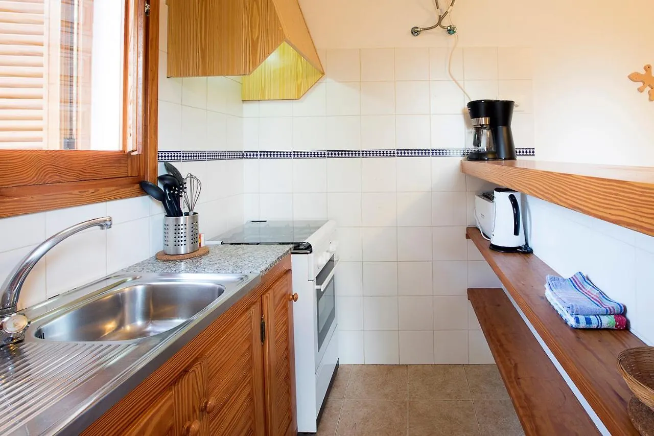 Apartamentos Molina 9-10-11 Es Calo  Spain