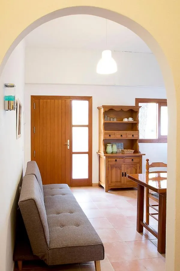 Apartamentos Molina 9-10-11 Es Calo  0*, Es Calo (Formentera) Spain