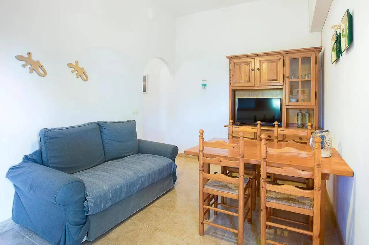 Apartment Apartamentos Molina 9-10-11 Es Calo